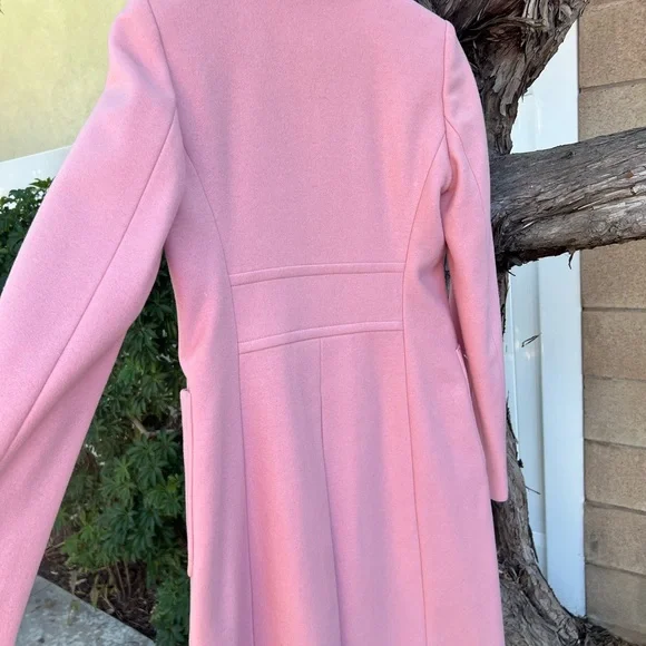 Banana Republic Vintage Pink Trench Coat - Picture 5 of 10